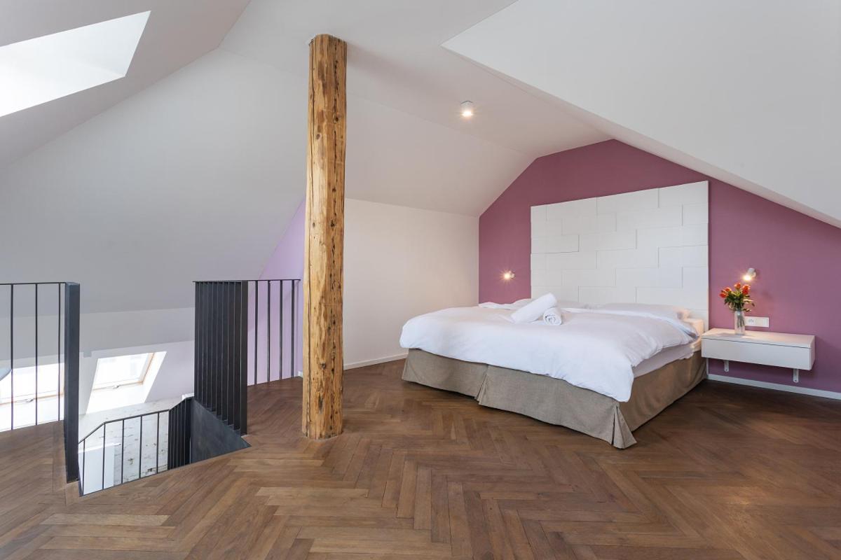 Modern Close To River Appartement